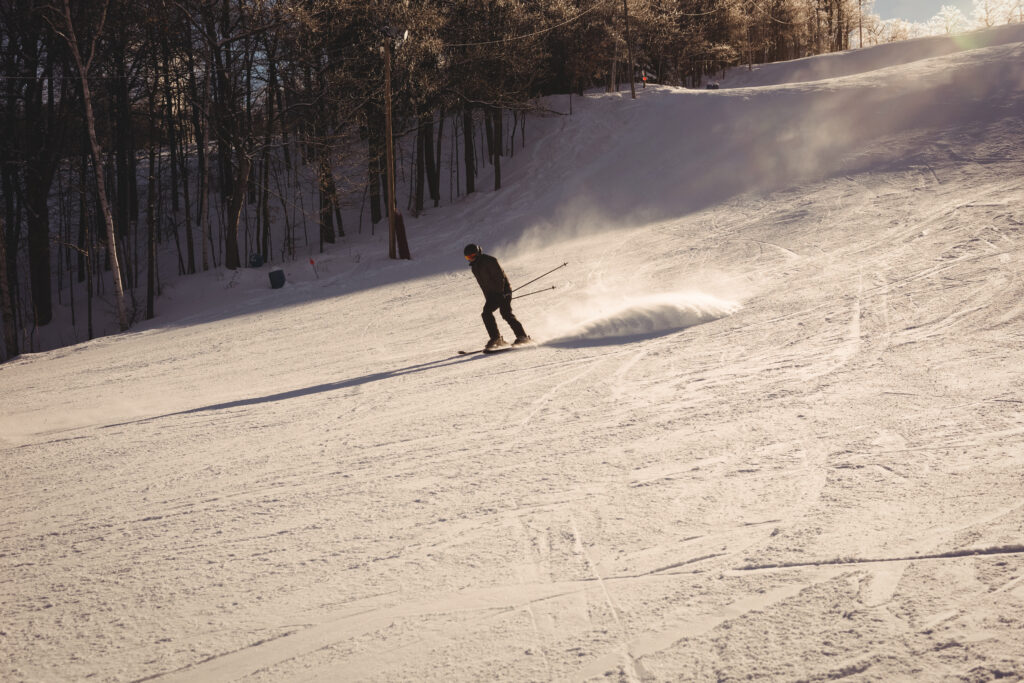 skier-skiing-mountain-slope.jpg